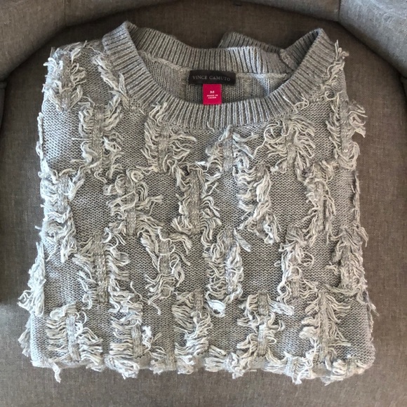 NWT Vince Camuto Fringe Sweater SMALL/MEDIUM - Picture 4 of 6